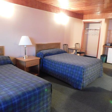 Casey'S Inn Lac du Bonnet 외부 사진