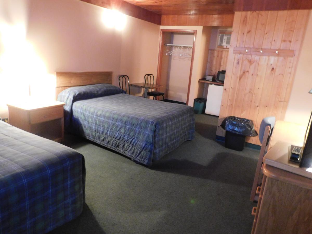 Casey'S Inn Lac du Bonnet 외부 사진